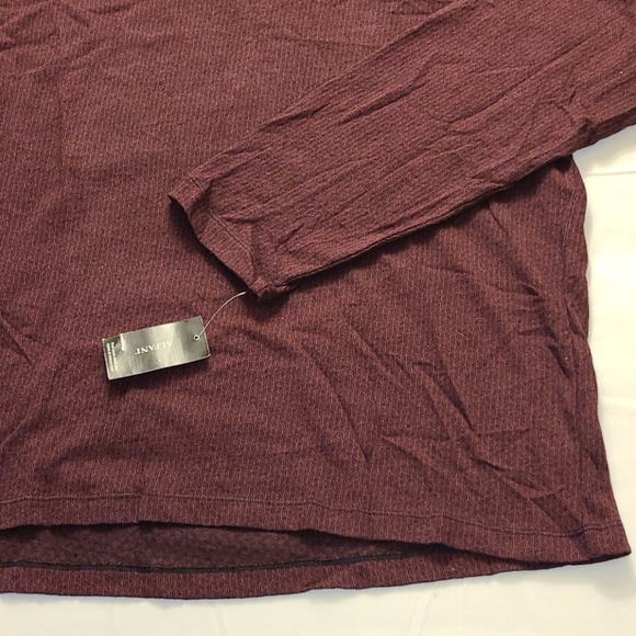 Alfani long-sleeve V-neck fire red tee - Picture 8 of 16